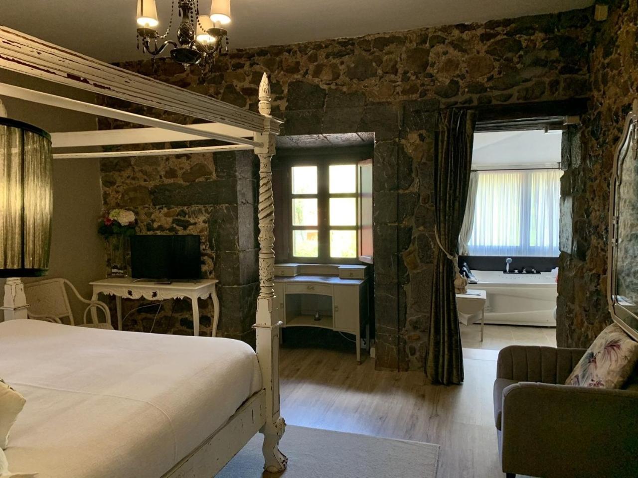 Akla Hotel Palacio Torre De Ruesga Calseca ห้อง รูปภาพ