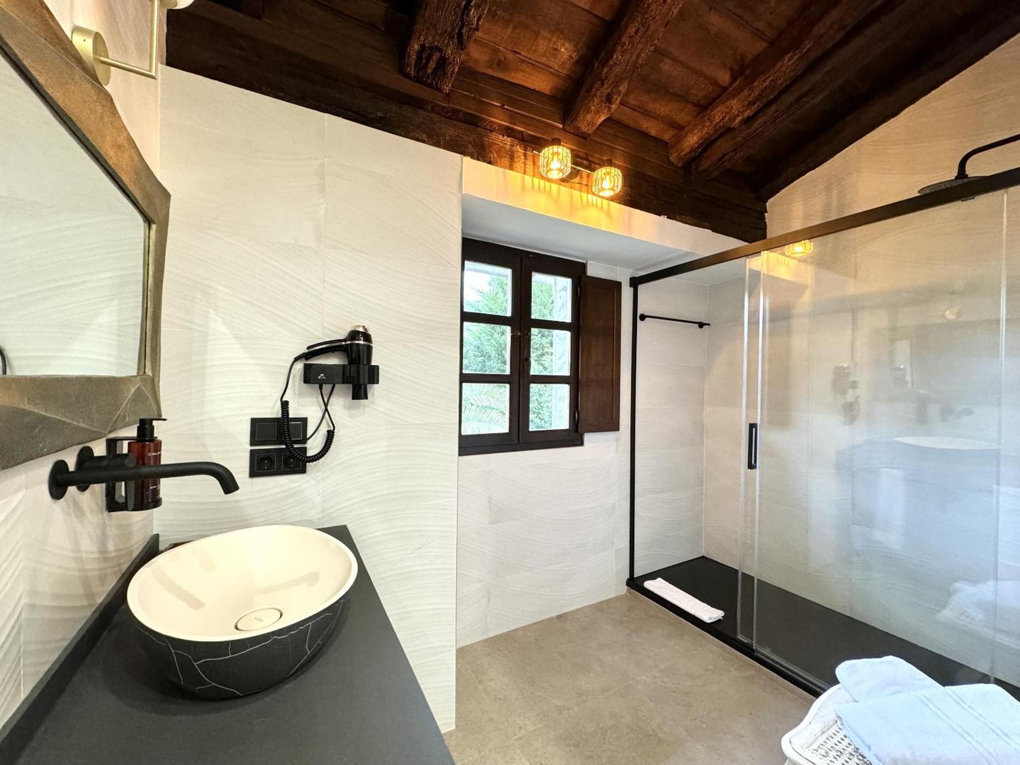 Akla Hotel Palacio Torre De Ruesga Calseca ห้อง รูปภาพ